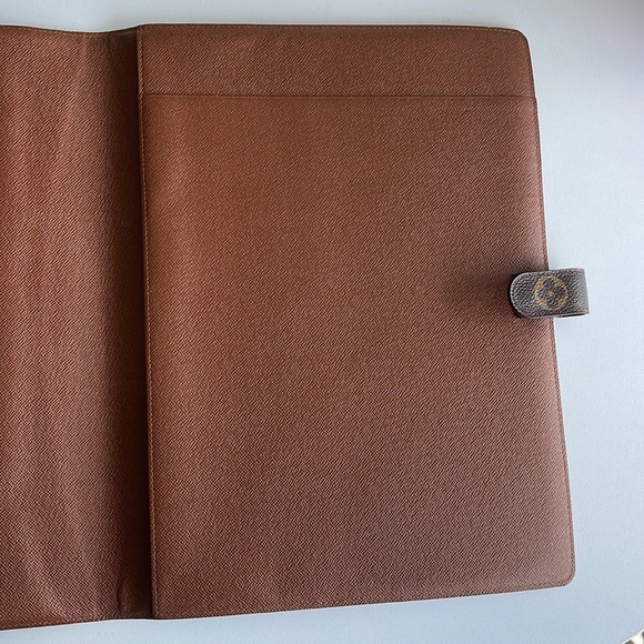 Louis Vuitton Compendium A4 Business Folder - Picture 8 of 8